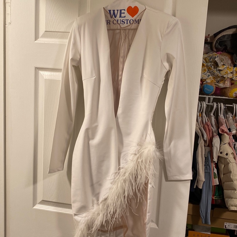Dach Custom dress size small